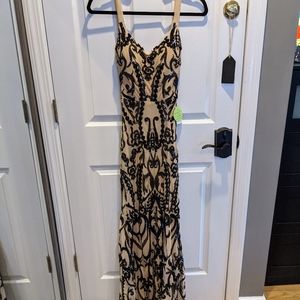 Windsor Beautiful Nude Sequined pattern Dress NWT!